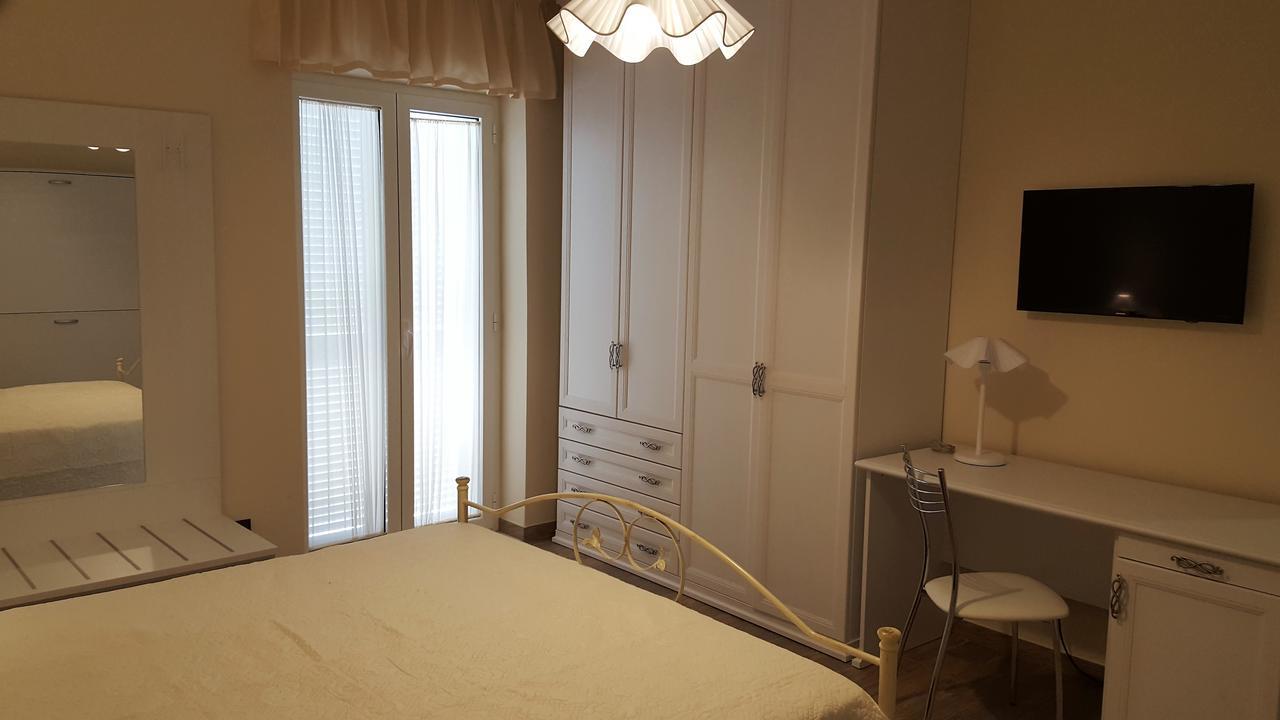 Bed And Breakfast Sun Wine 塔兰托 外观 照片