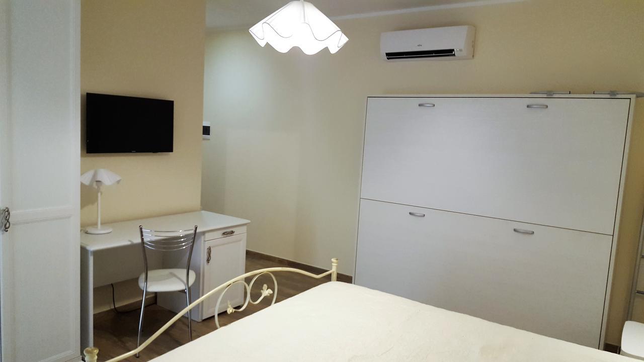 Bed And Breakfast Sun Wine 塔兰托 外观 照片