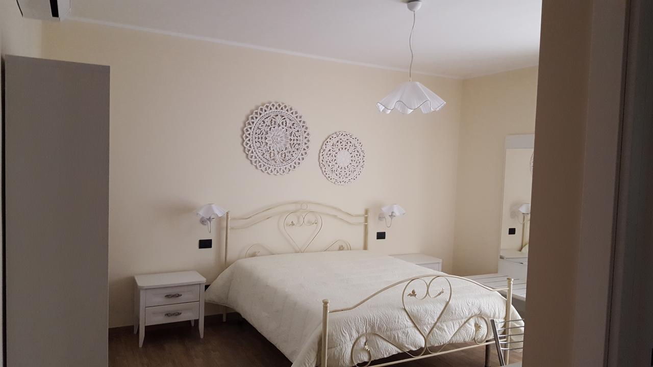 Bed And Breakfast Sun Wine 塔兰托 外观 照片